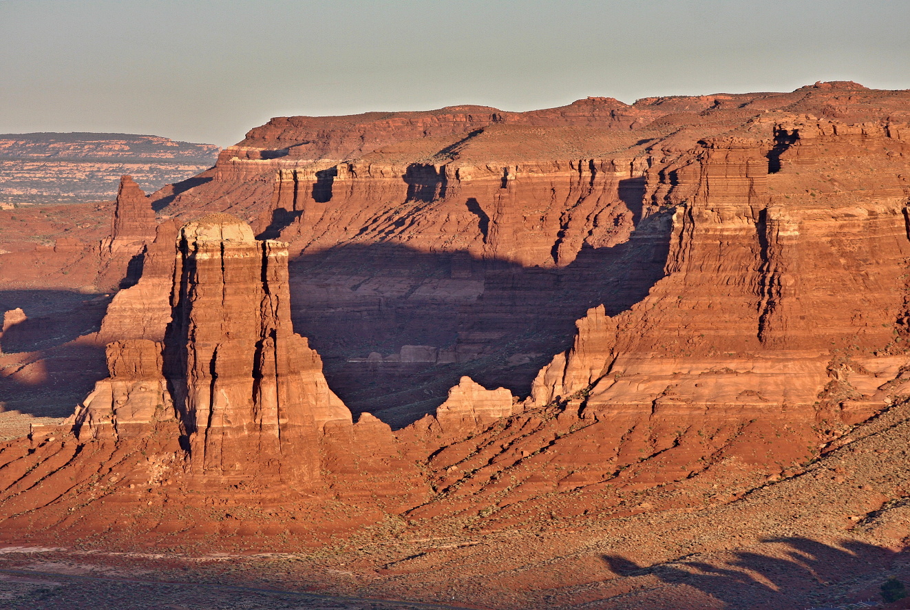 Utah, ř. Colorado,severně od Lake Powell