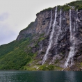 Geirangerfjord , vodopád- Sedm sester