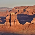 Utah, ř. Colorado,severně od Lake Powell